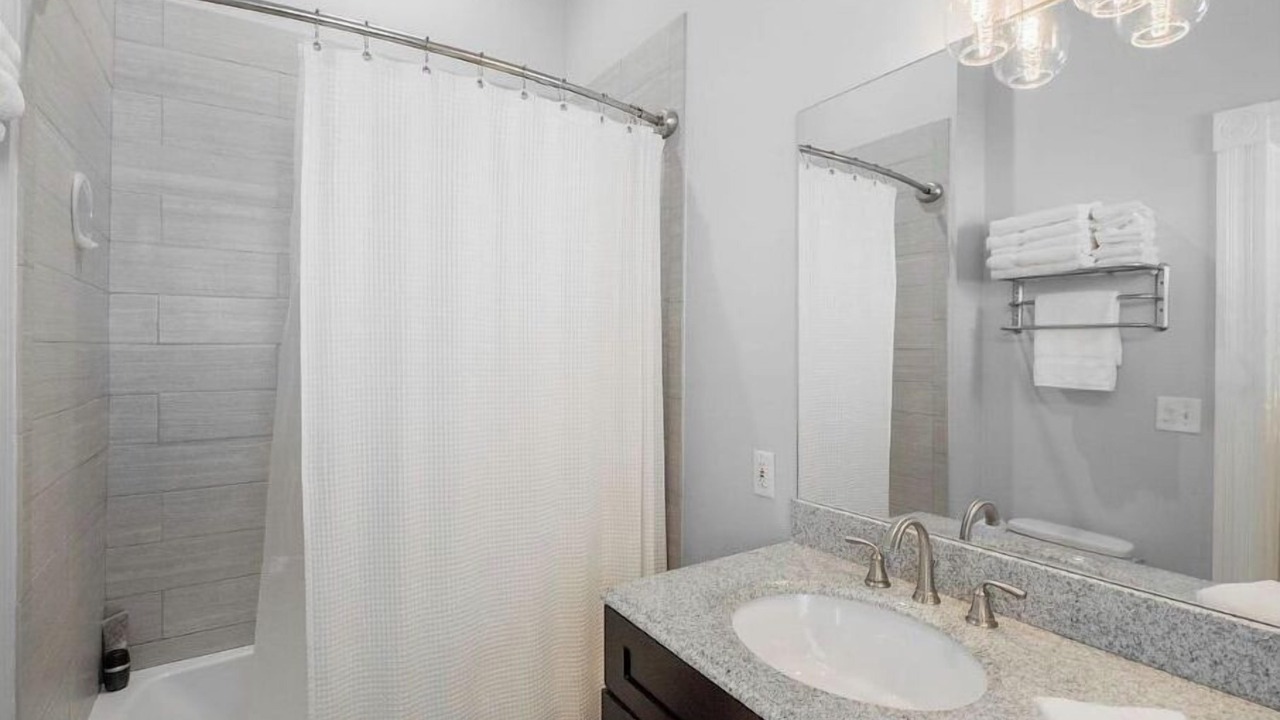 Photo of Bathroom in Old Fourth Ward