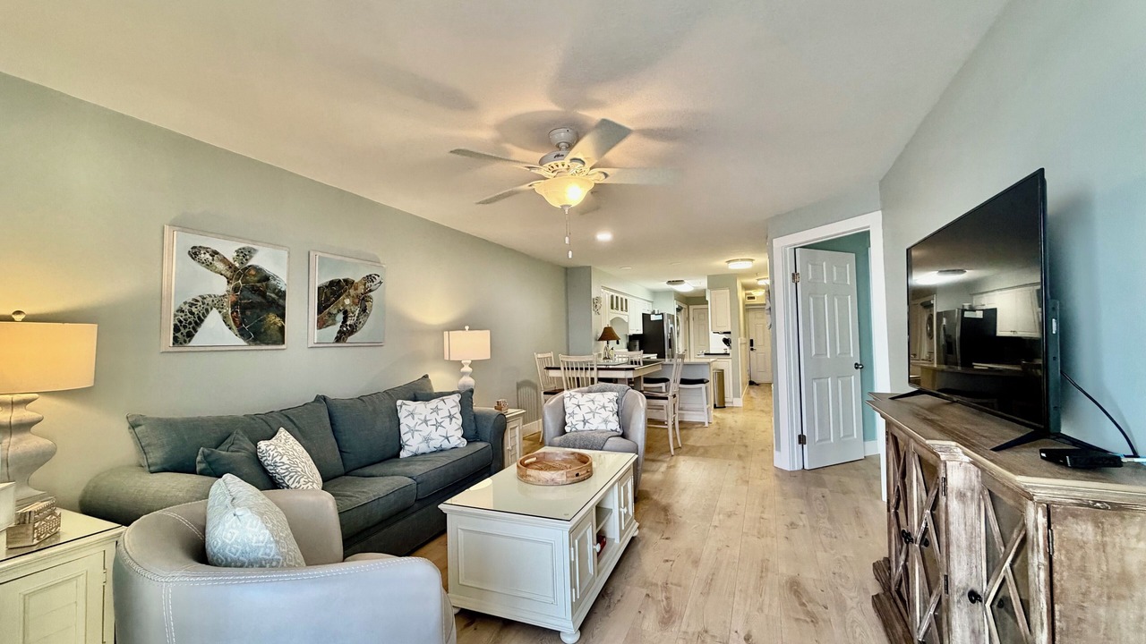 Photo of Livingroom in Fort Walton Beach