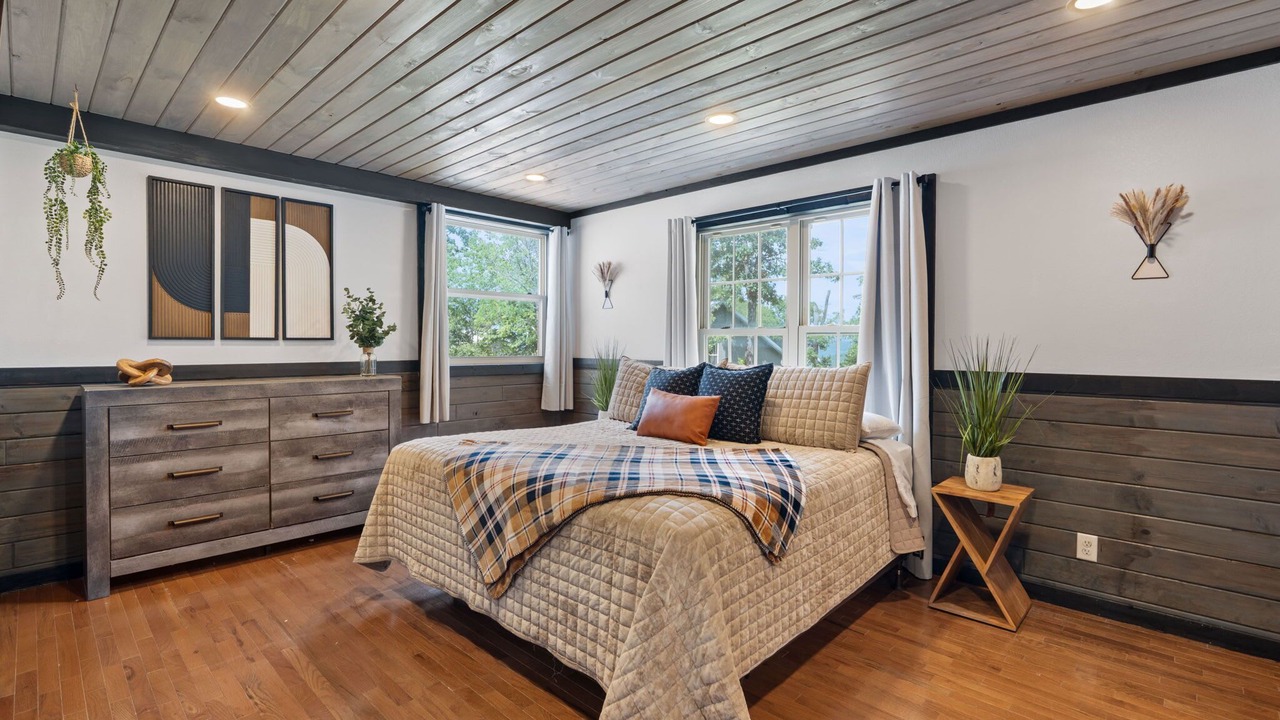 Photo of Bedroom in Bryant