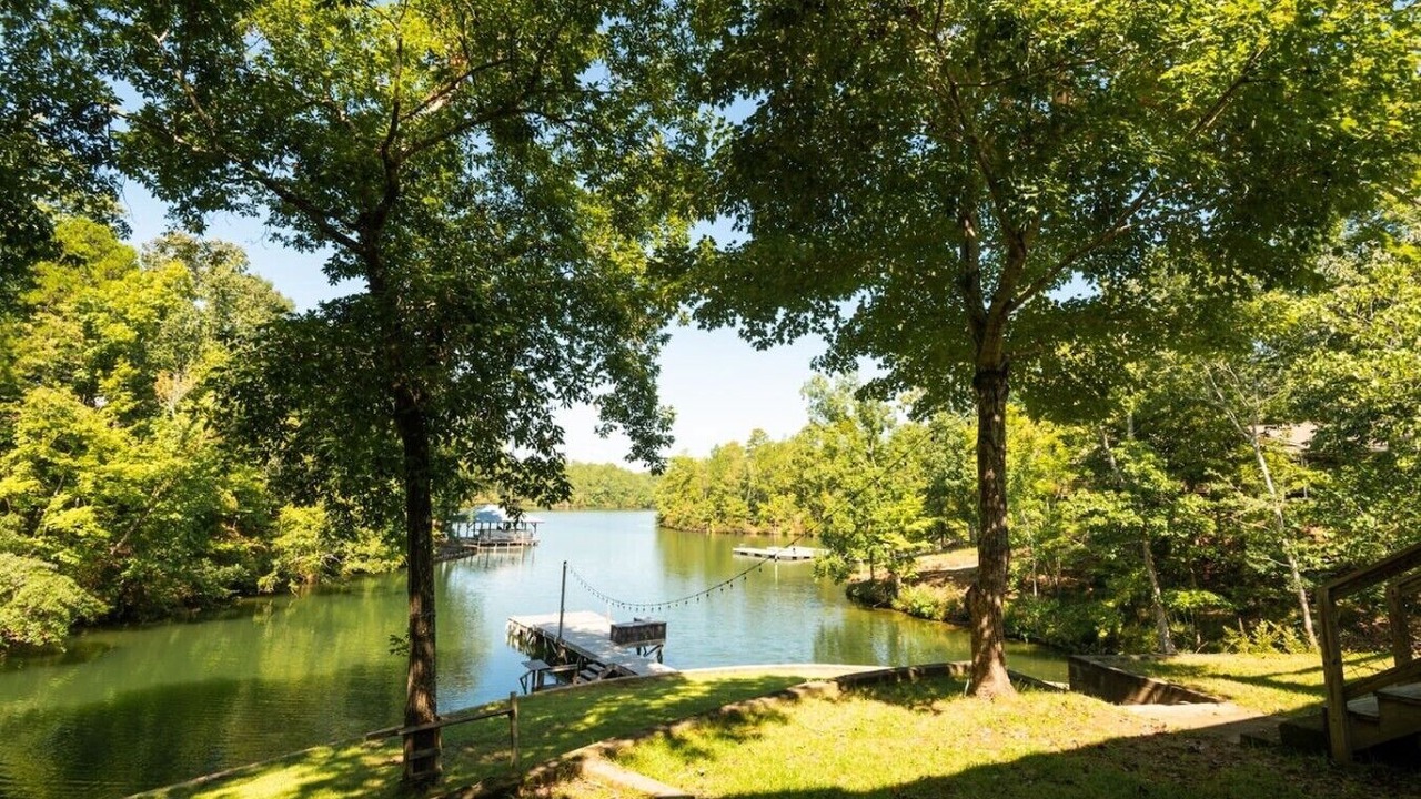 Photo of Others in Dadeville