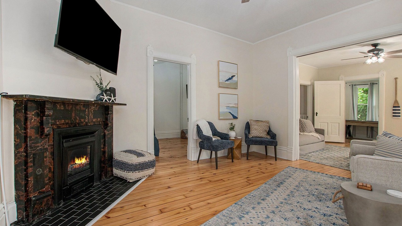 Photo of Livingroom in Ludington