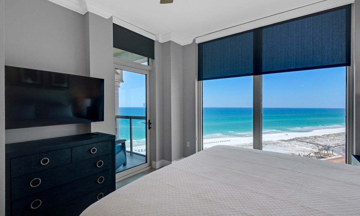 Photo of Bedroom in Pensacola Beach
