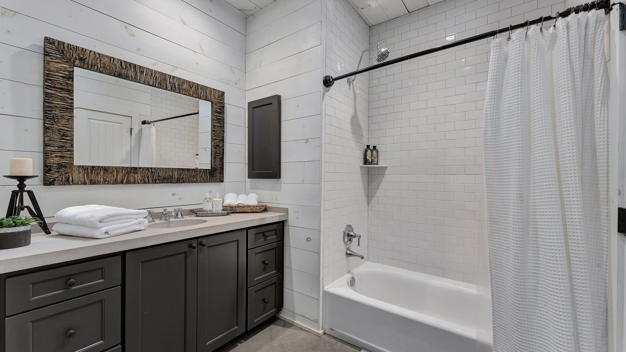 Photo of Bathroom in Crane Hill