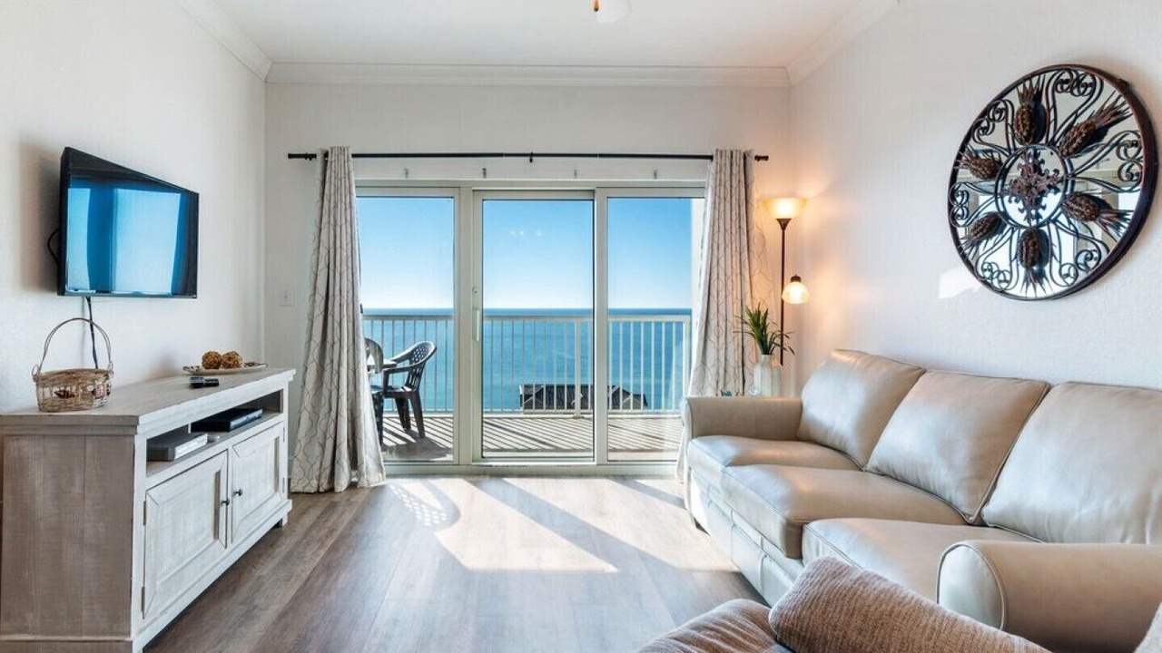 Photo of Livingroom in Gulf Shores