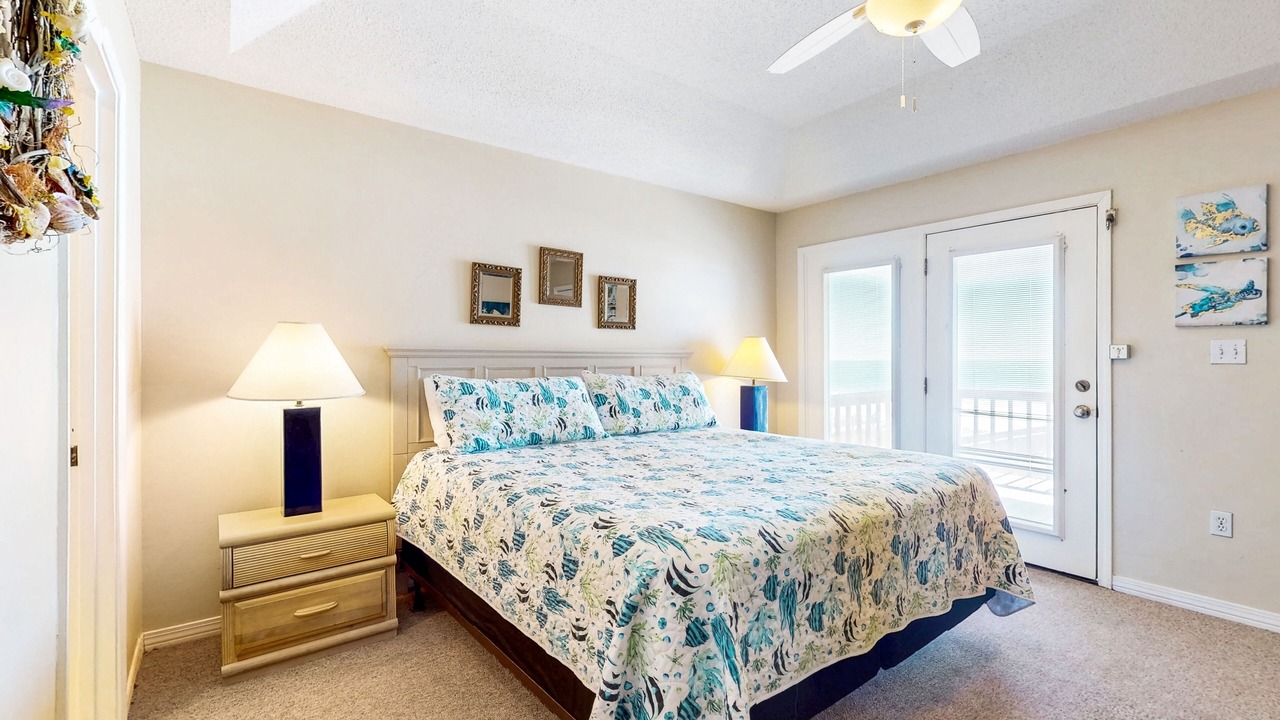Photo of Bedroom in Gulf Shores