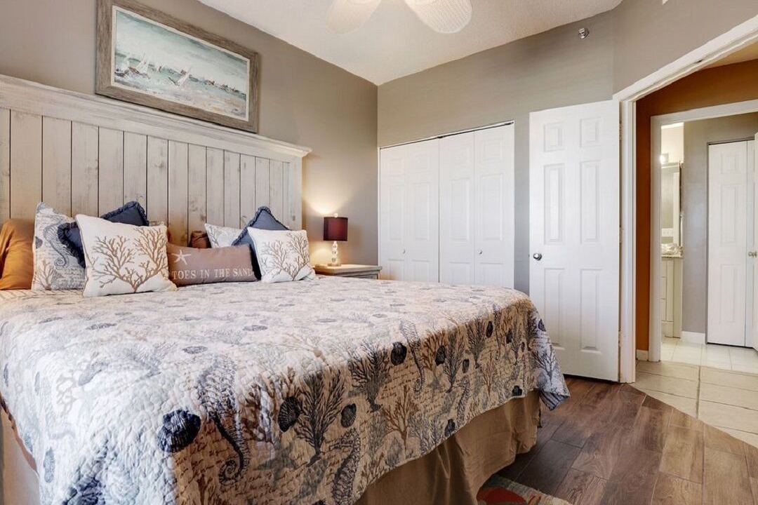 Photo of Bedroom in Orange Beach