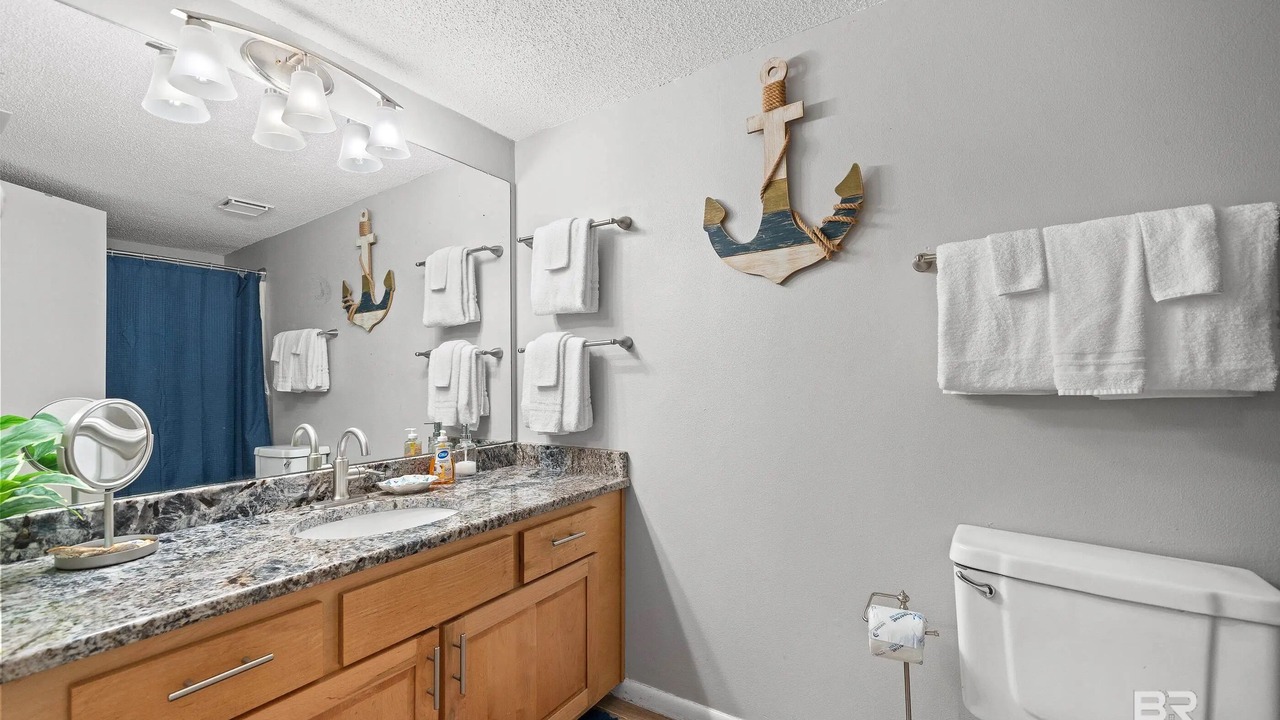 Photo of Bathroom in Orange Beach