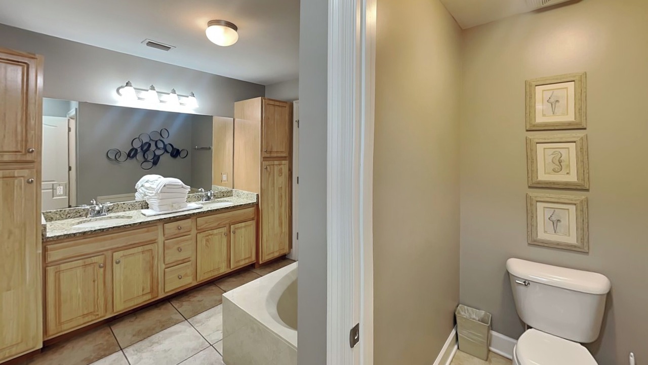 Photo of Bathroom in Orange Beach