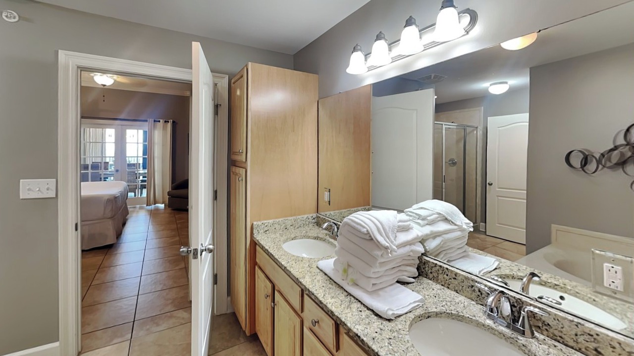 Photo of Bathroom in Orange Beach