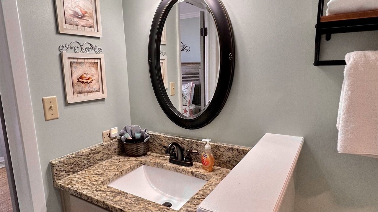 Photo of Bathroom in Gulf Shores