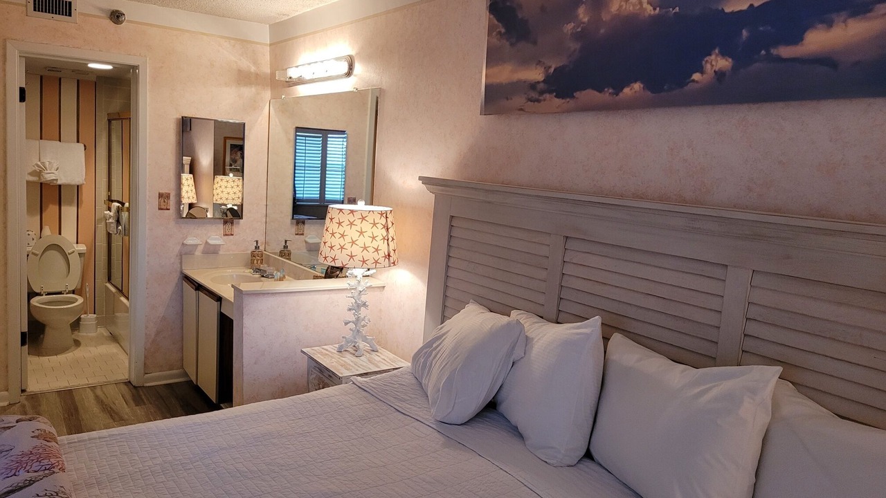 Photo of Bedroom in Ono Island