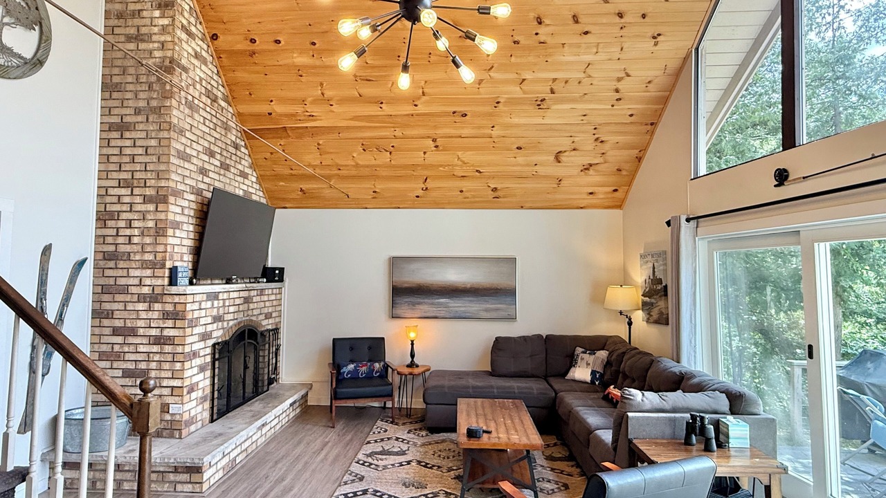 Photo of Livingroom in Thompsonville