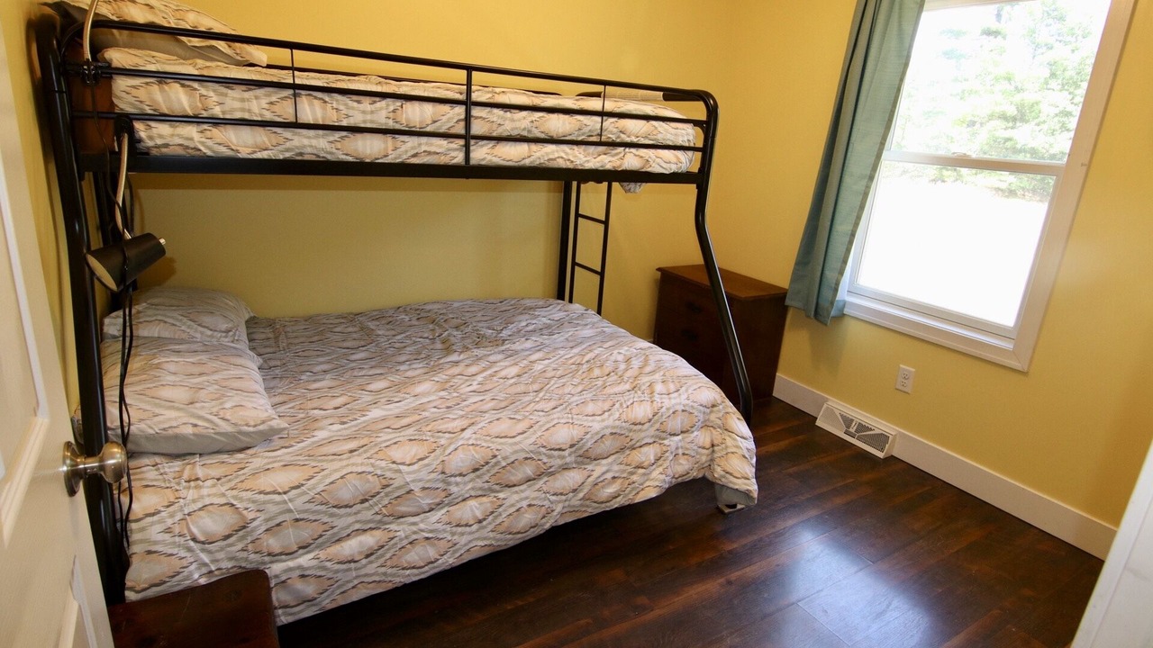 Photo of Bedroom in Montague