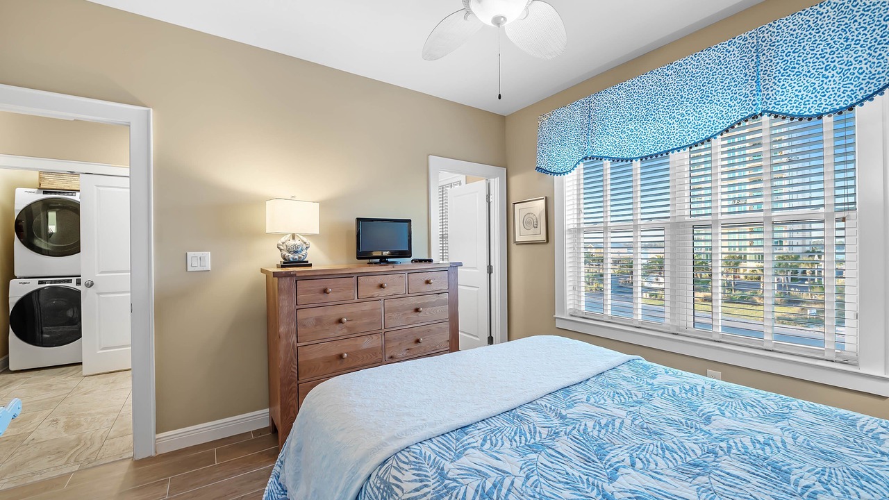 Photo of Bedroom in Gulf Shores
