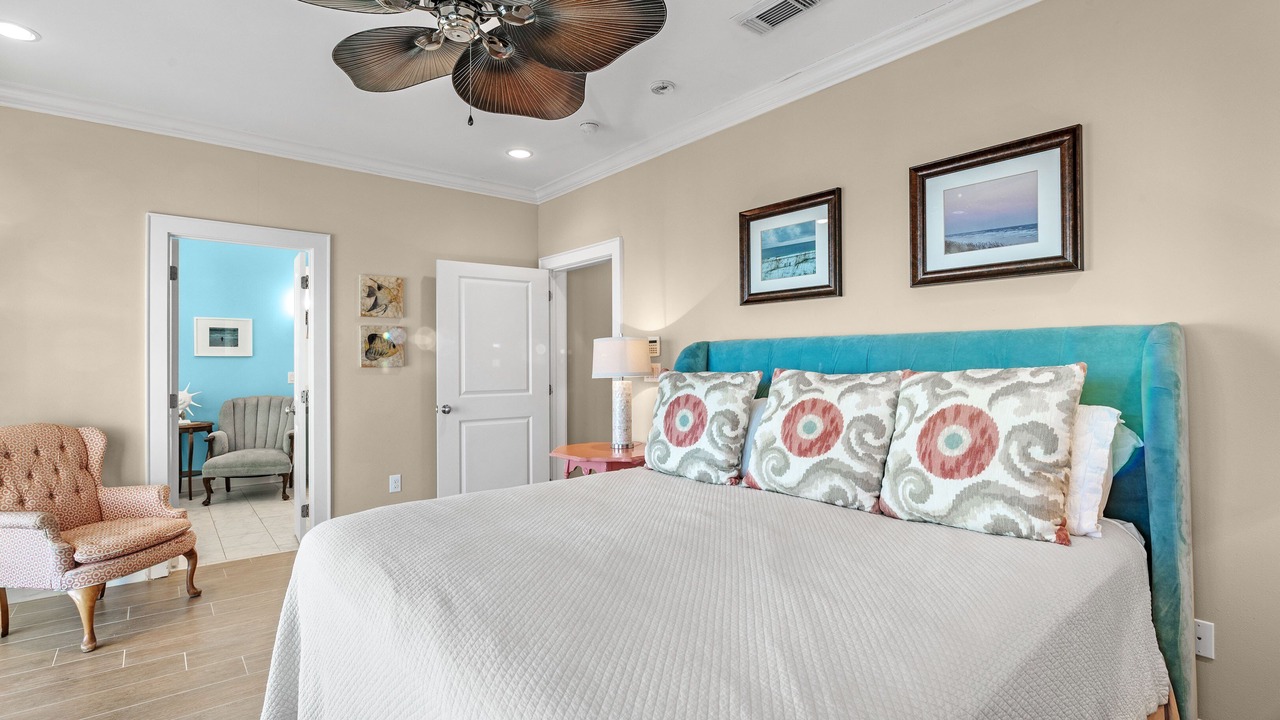 Photo of Bedroom in Gulf Shores