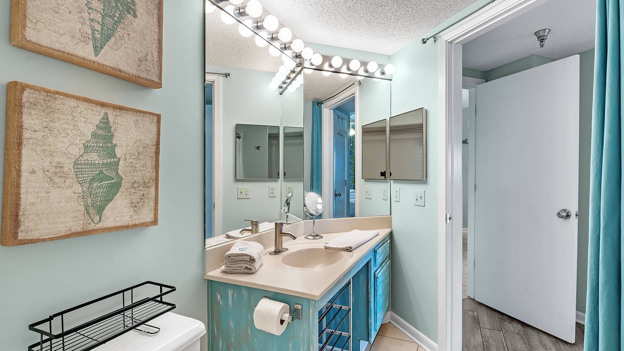 Photo of Bathroom in Orange Beach