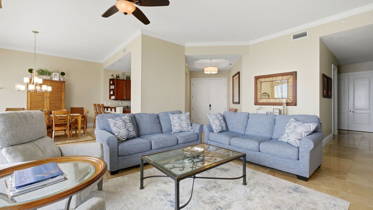 Photo of Livingroom in Ono Island