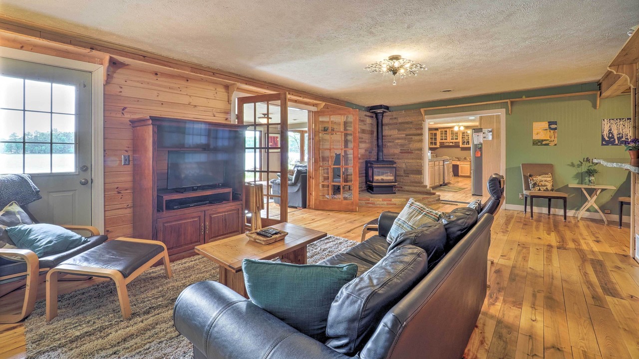 Photo of Livingroom in Mayfield