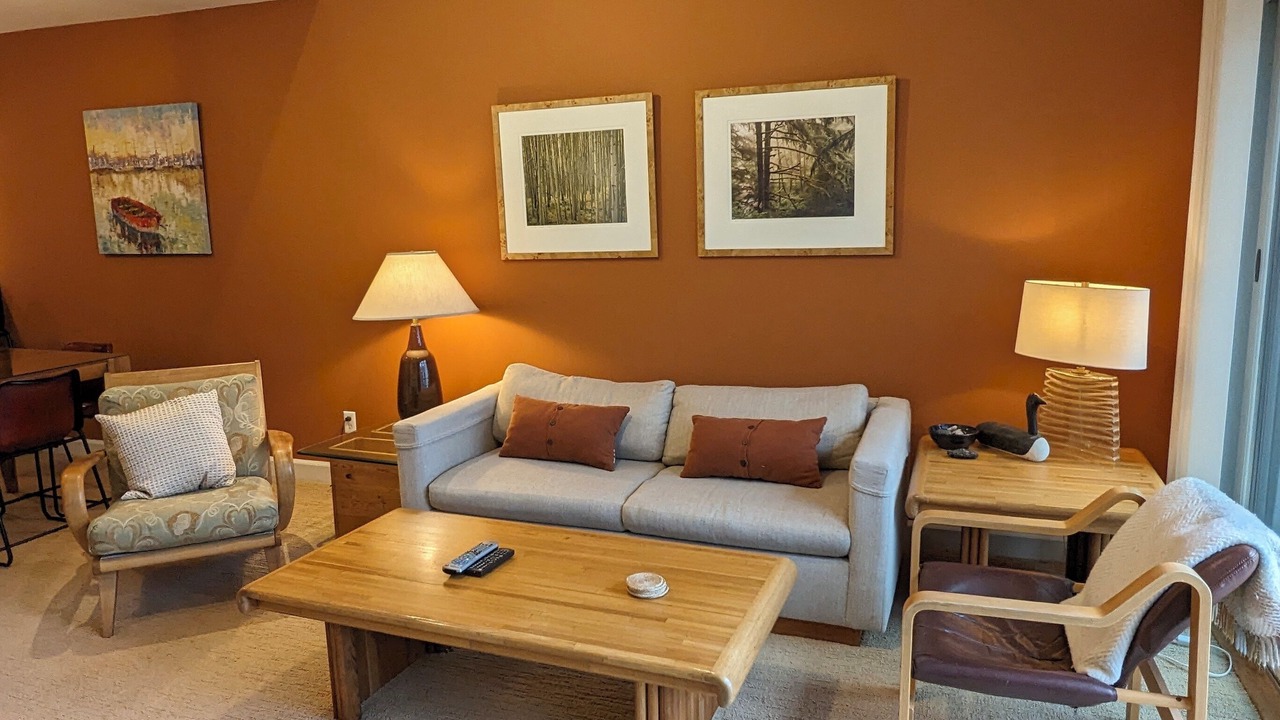 Photo of Livingroom in Maple City