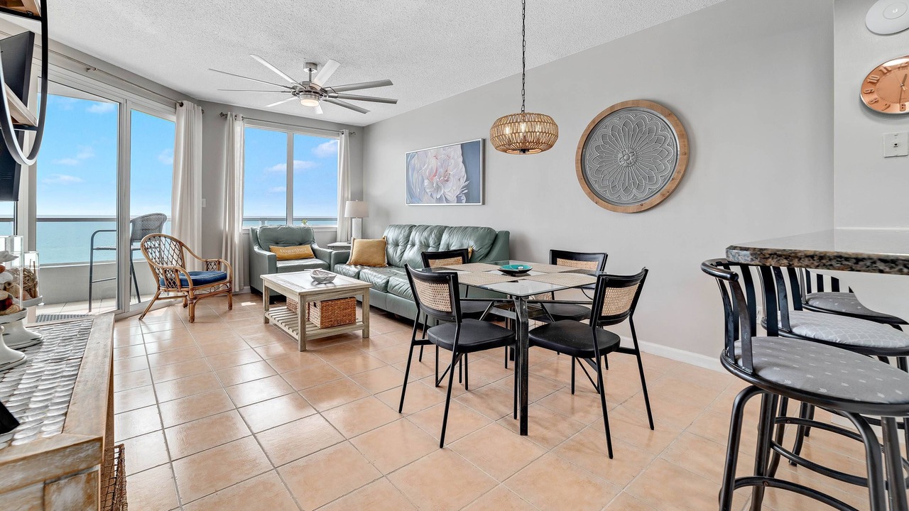 Photo of Livingroom in Orange Beach
