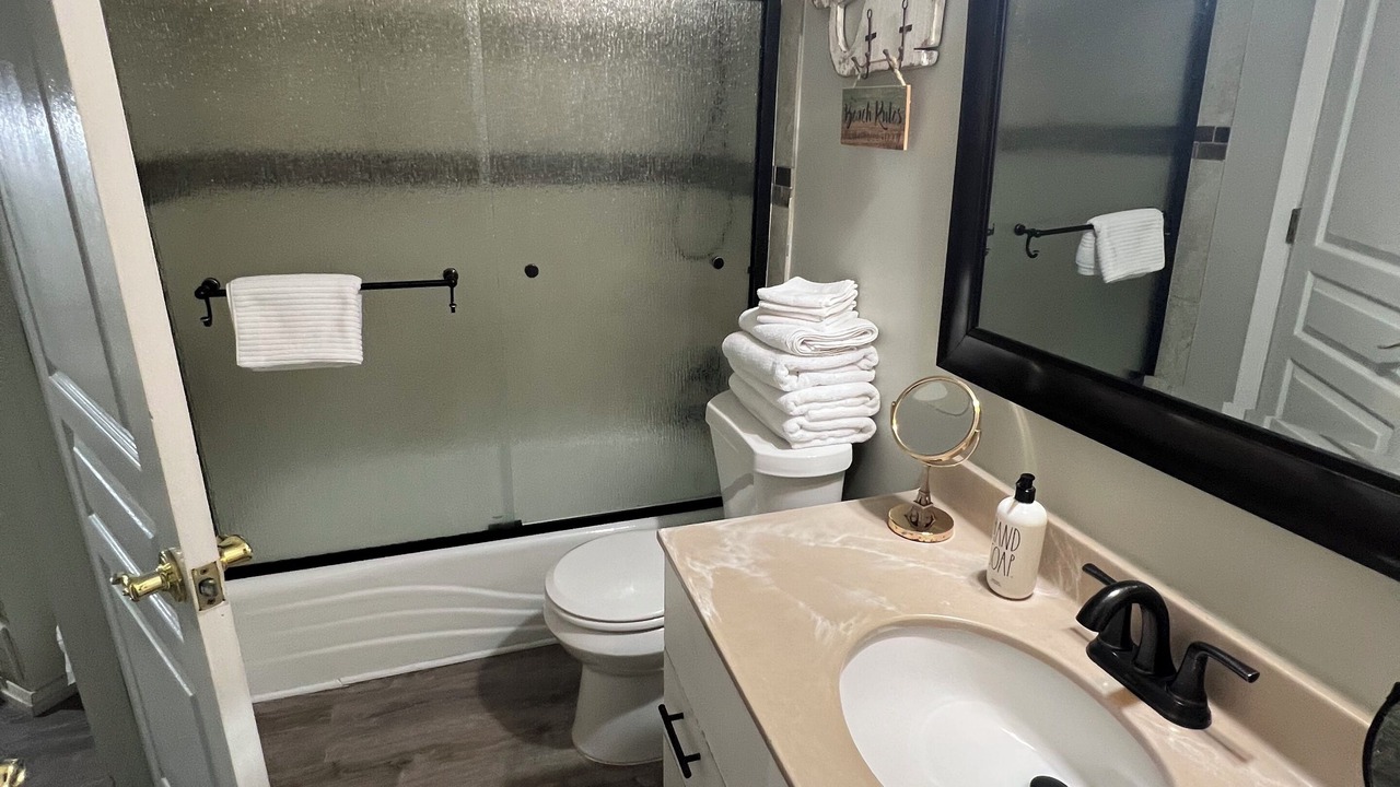 Photo of Bathroom in Orange Beach