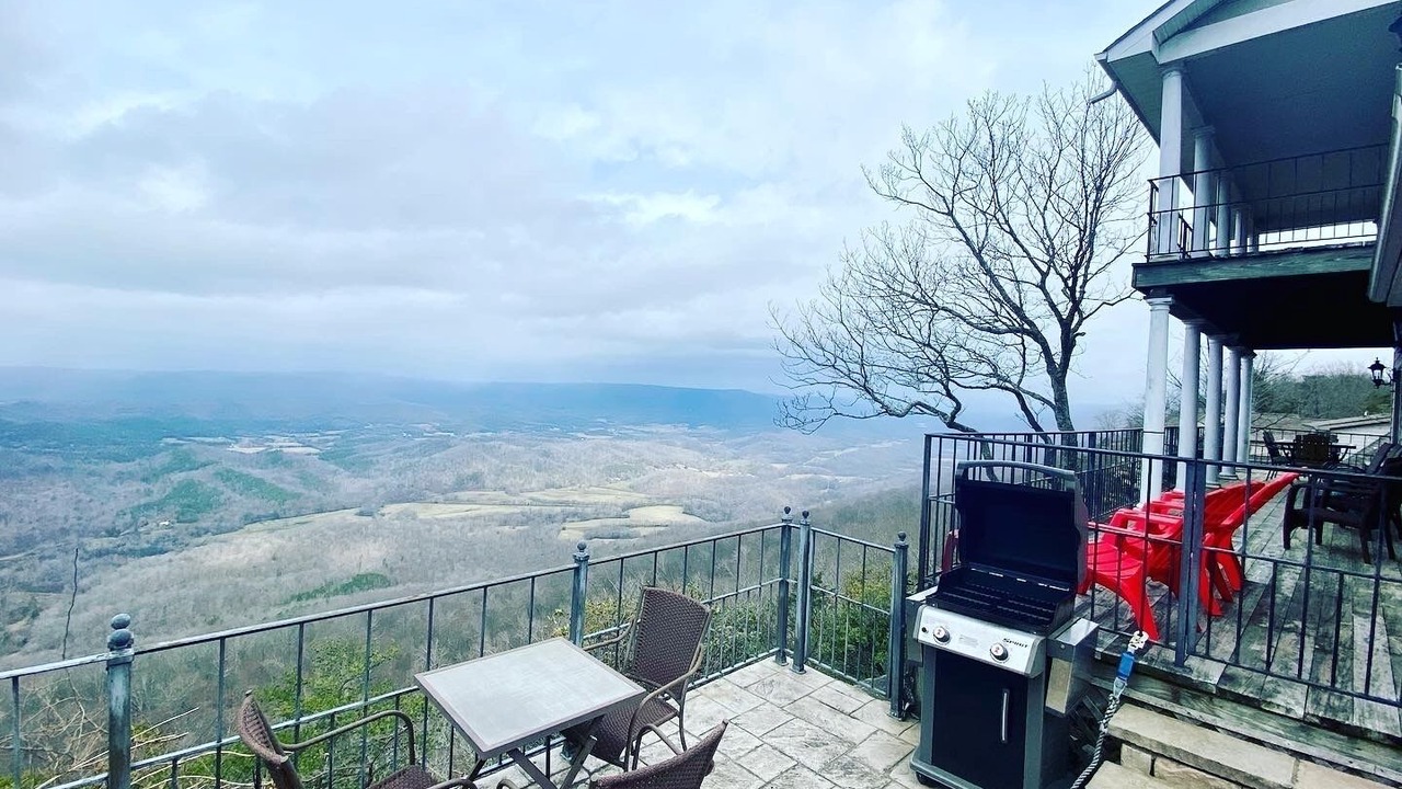 Photo of Others in Lookout Mountain