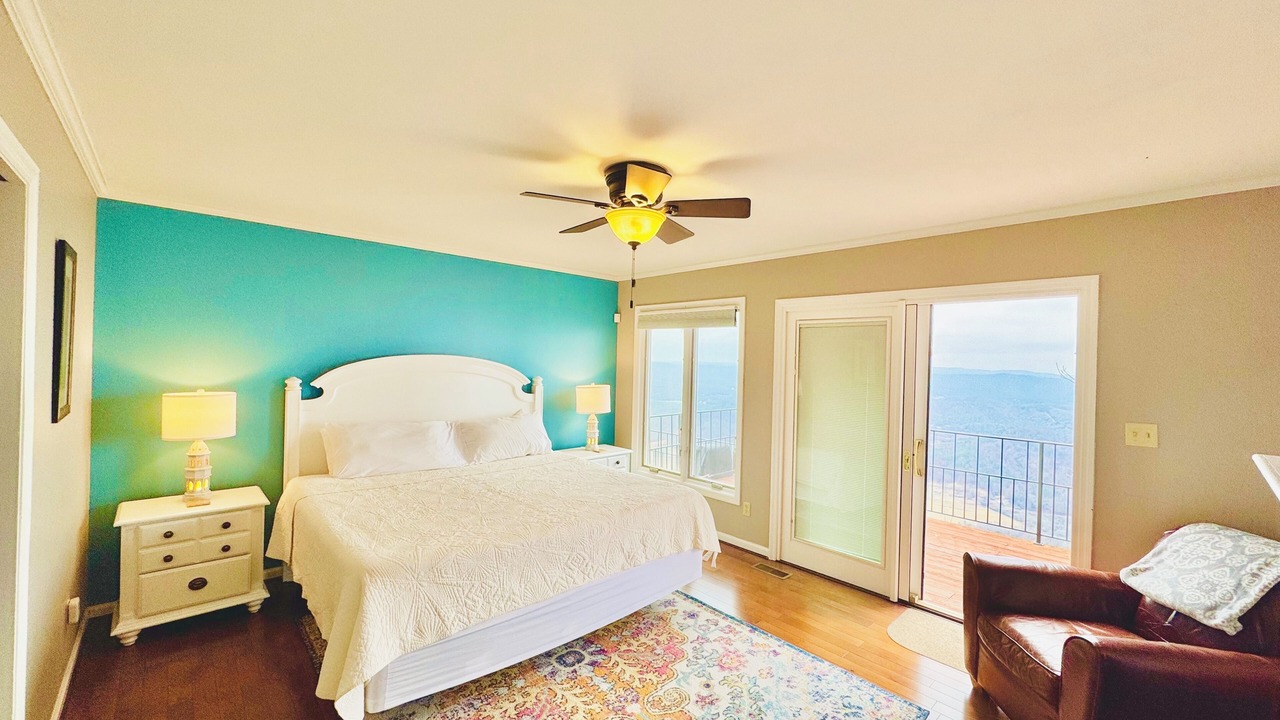 Photo of Bedroom in Lookout Mountain
