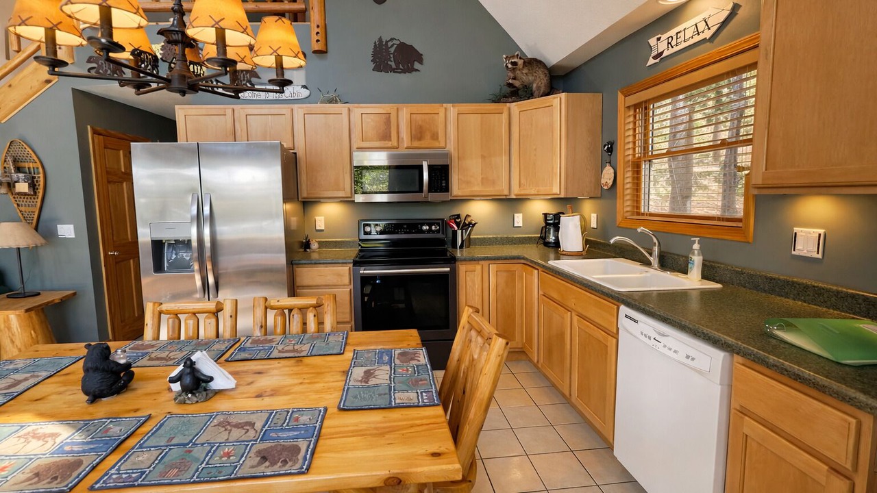 Photo of Kitchen in Lake Arrowhead