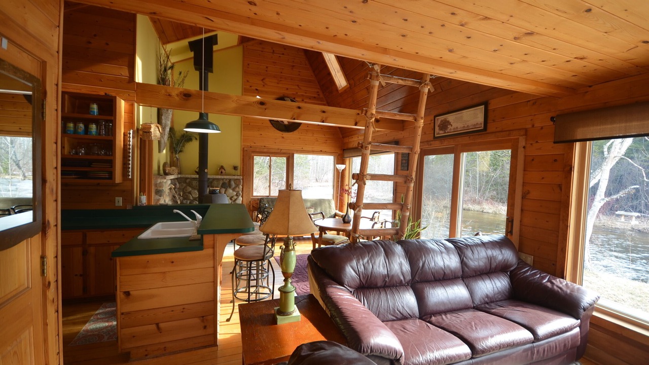 Photo of Bedroom in Mayfield
