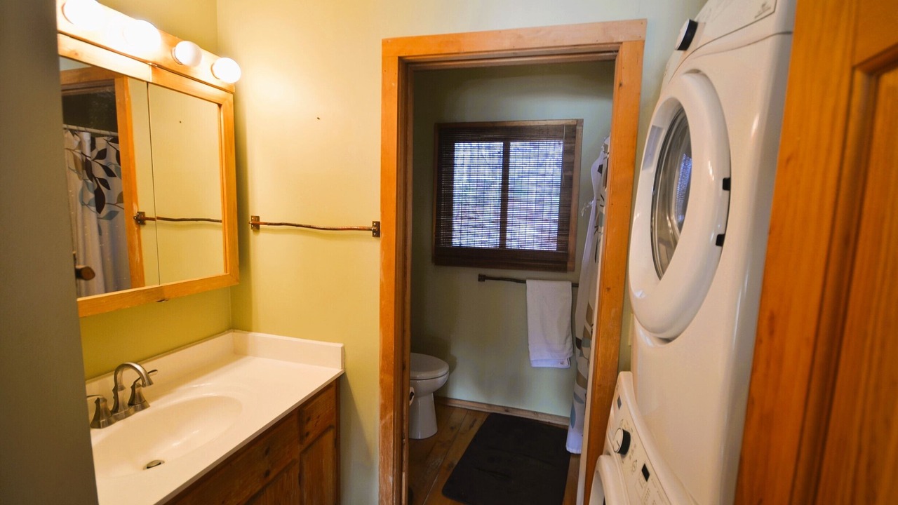Photo of Bathroom in Mayfield
