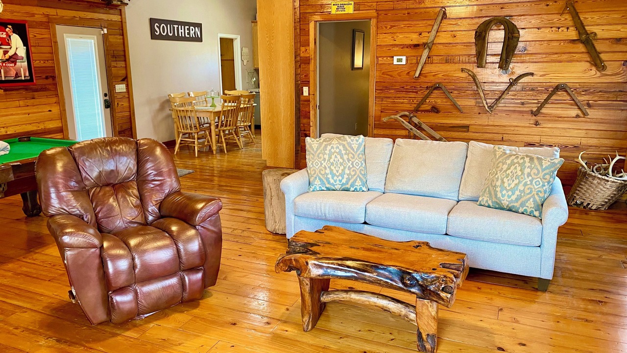 Photo of Livingroom in Goshen