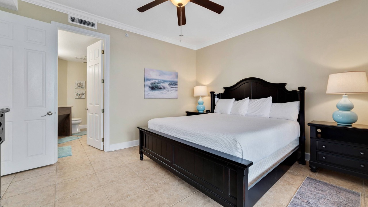Photo of Bedroom in Orange Beach East