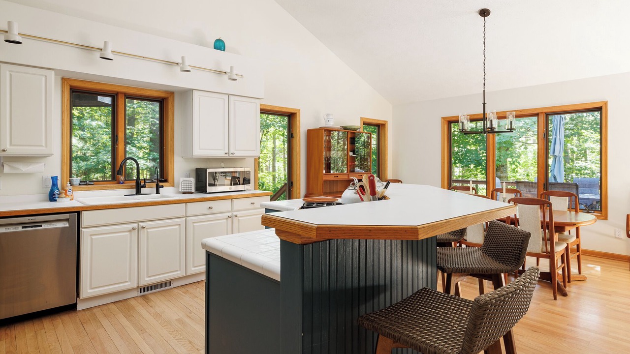 Photo of Kitchen in Suttons Bay
