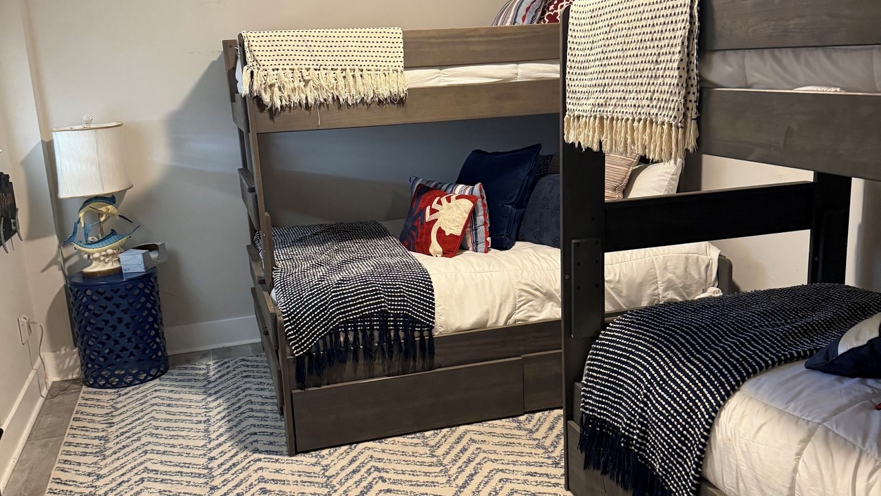 Photo of Bedroom in Gulf Shores