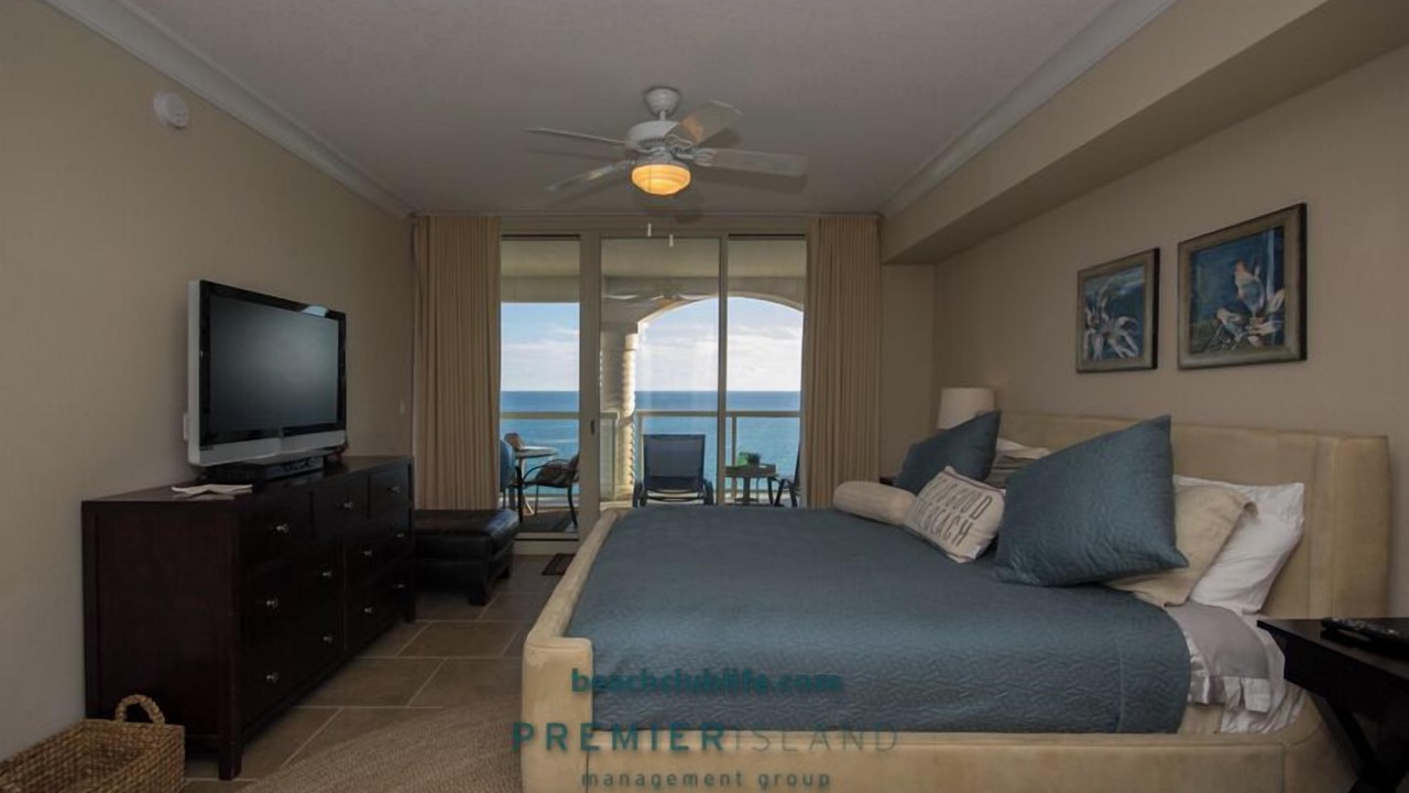 Photo of Bedroom in Pensacola Beach