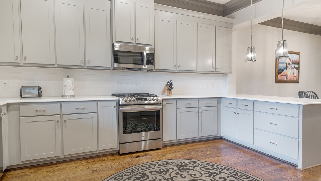 Photo of Kitchen in Five Points South