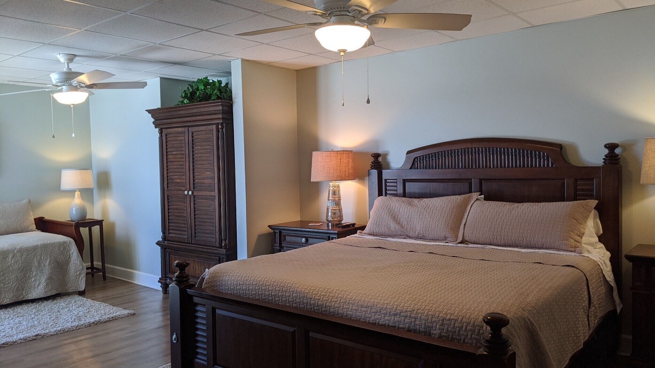 Photo of Bedroom in Pensacola Beach