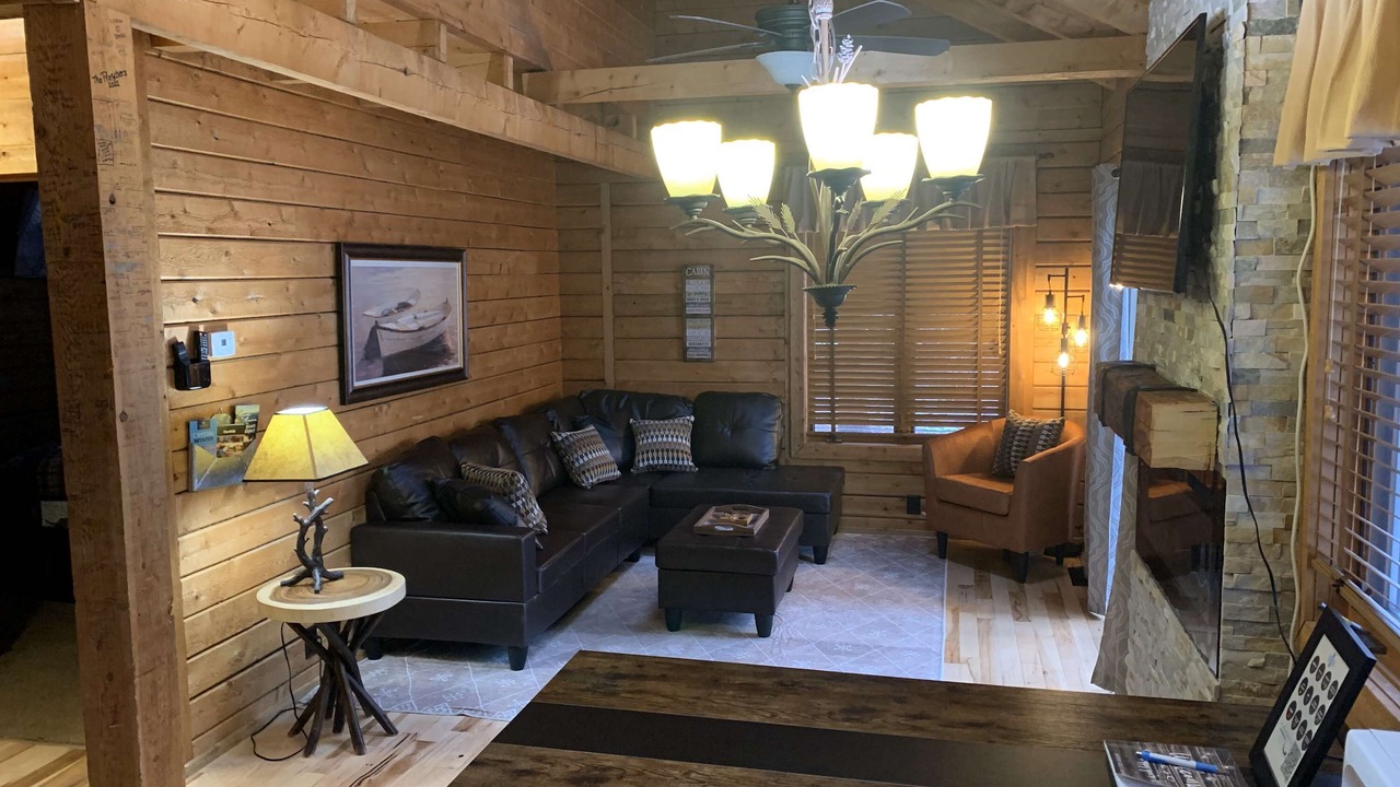 Photo of Livingroom in Thompsonville