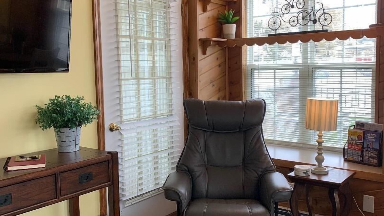 Photo of Livingroom in Mackinaw City