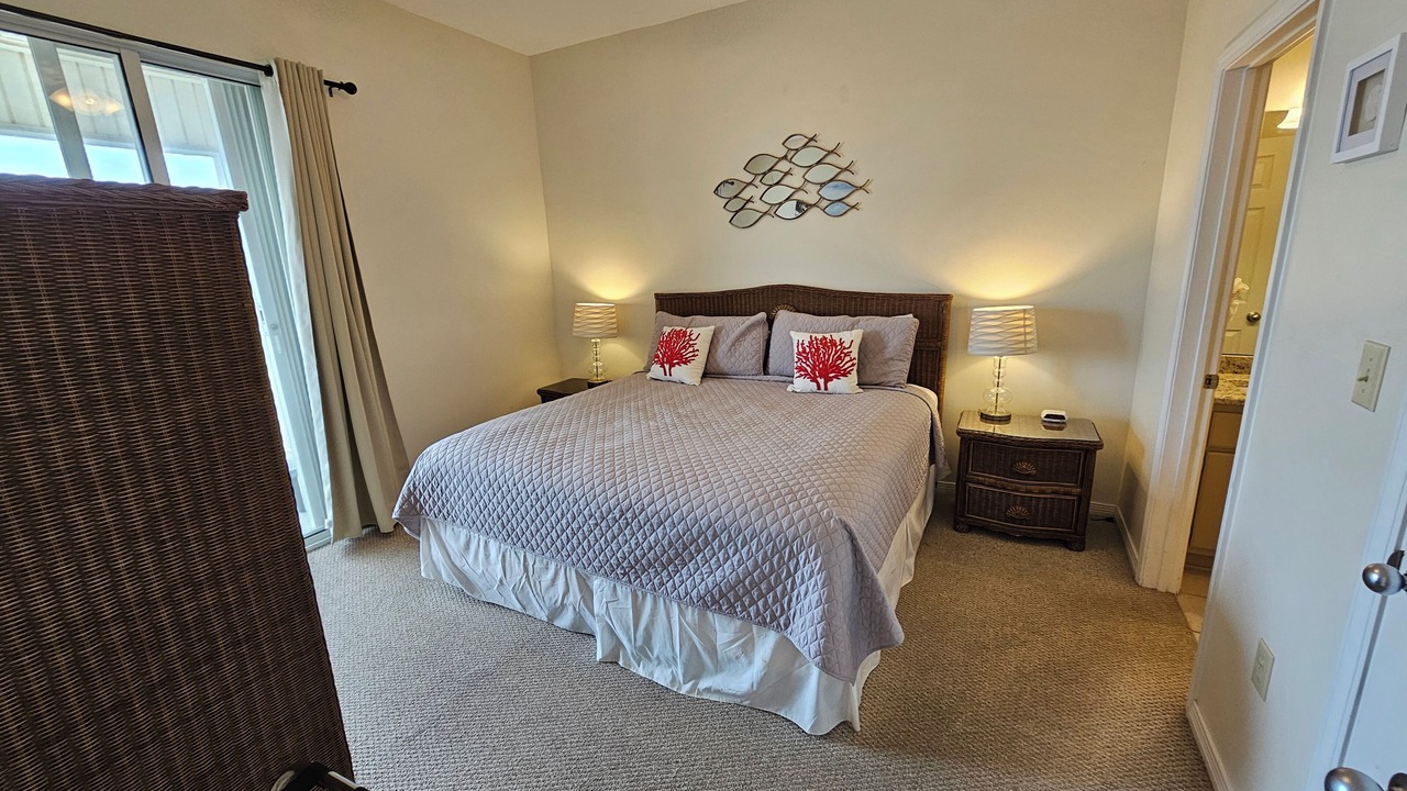 Photo of Bedroom in Dauphin Island