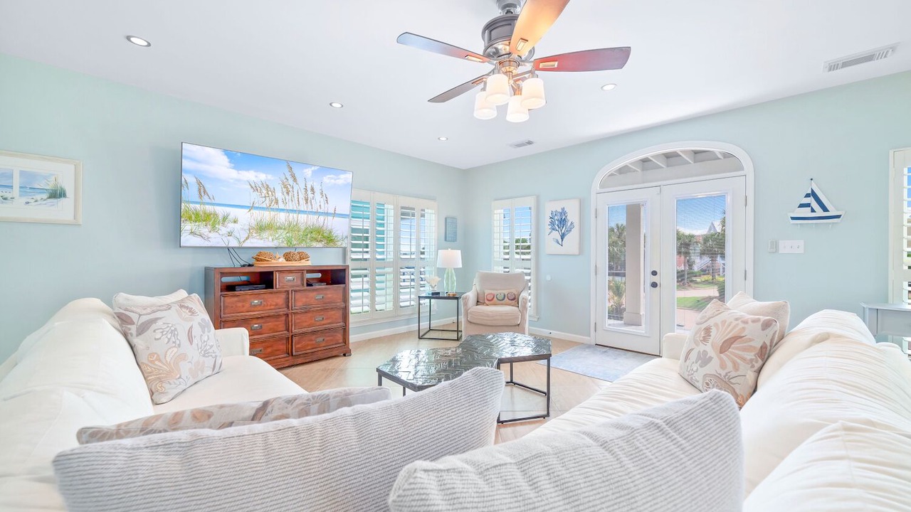 Photo of Livingroom in Orange Beach