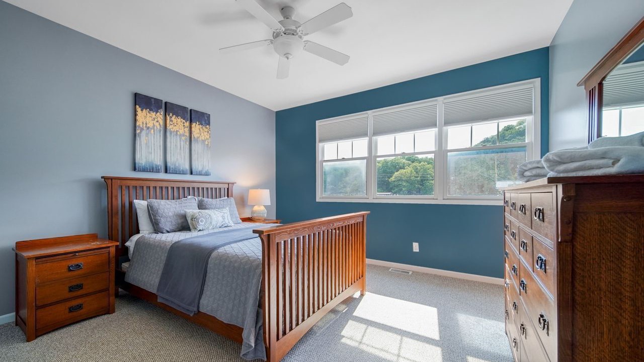 Photo of Bedroom in Saugatuck