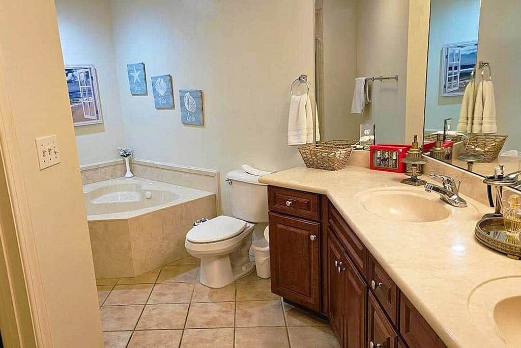 Photo of Bathroom in Orange Beach