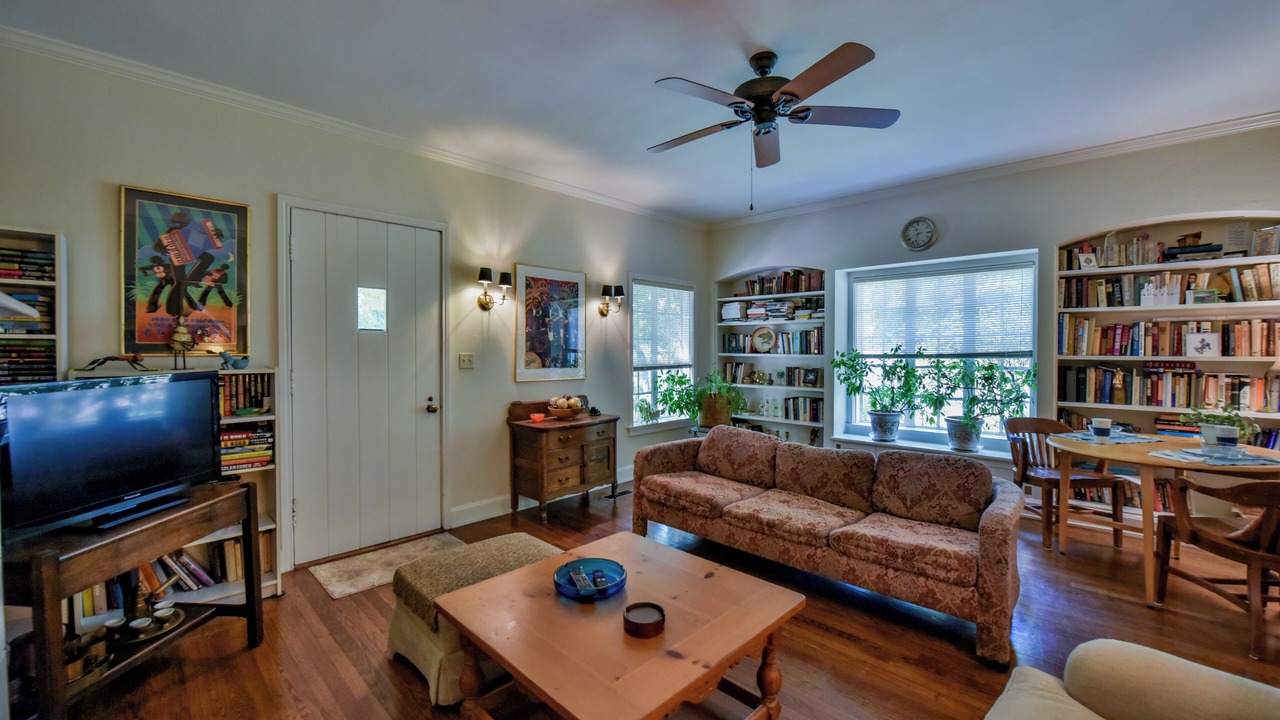Photo of Livingroom in Tuscaloosa