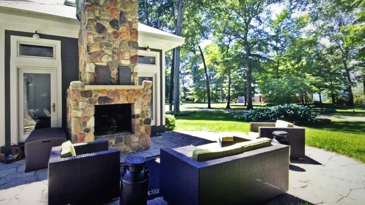 Photo of Livingroom in Lake Michigan Beach