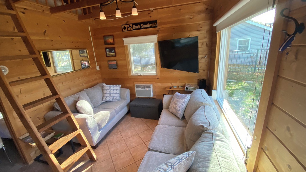 Photo of Livingroom in Beulah