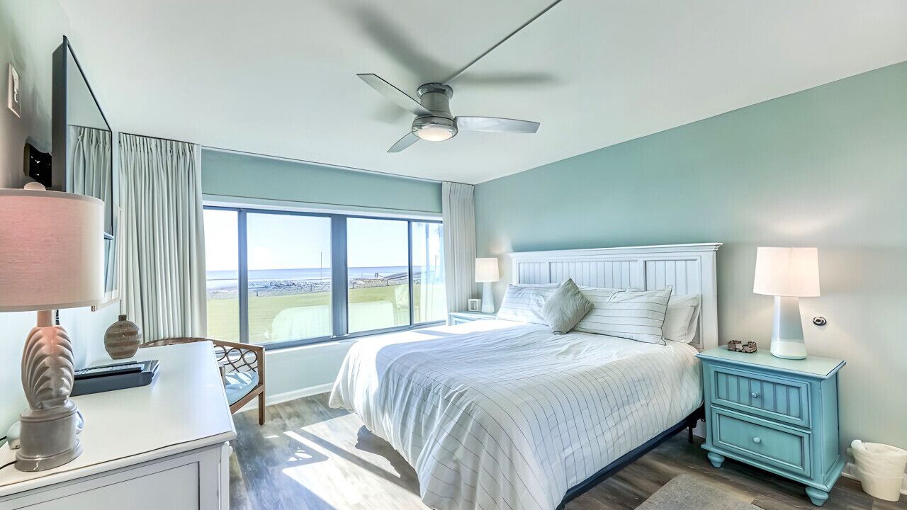 Photo of Bedroom in Orange Beach