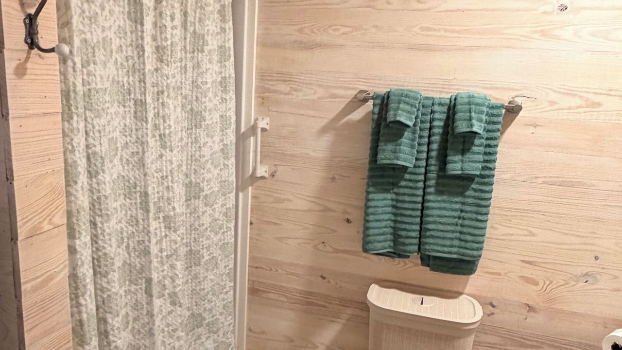 Photo of Bathroom in Ramer