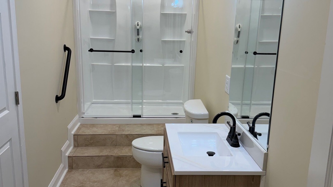 Photo of Bathroom in Centre