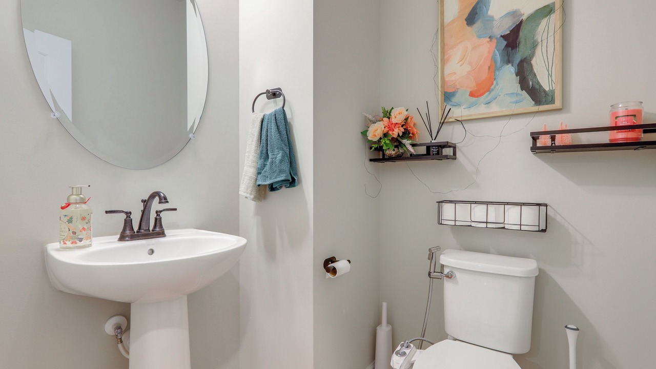 Photo of Bathroom in Locust Grove